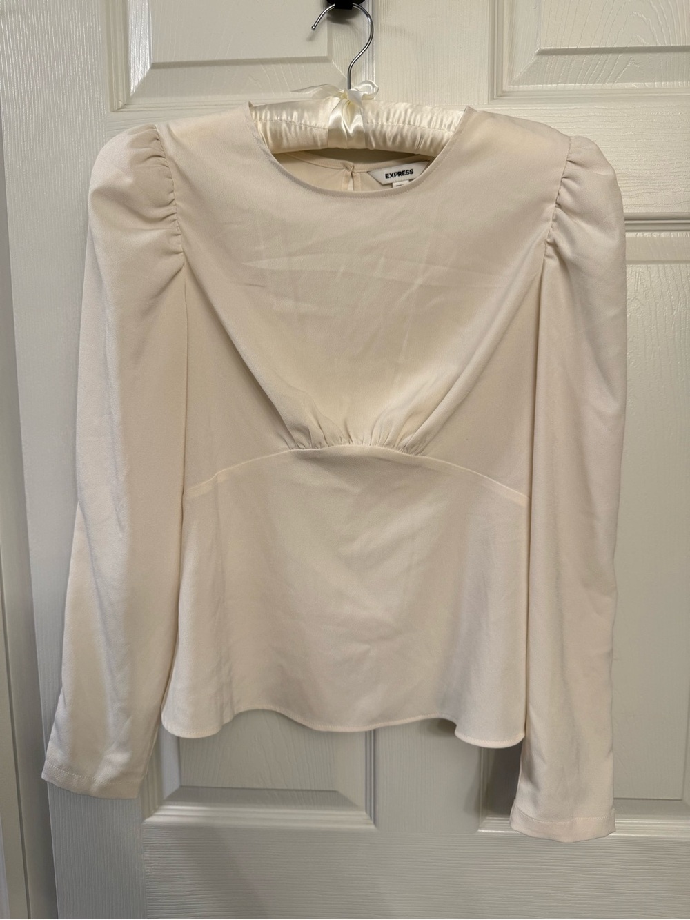 Express Cream Puff-Shoulder Long Sleeve Blouse